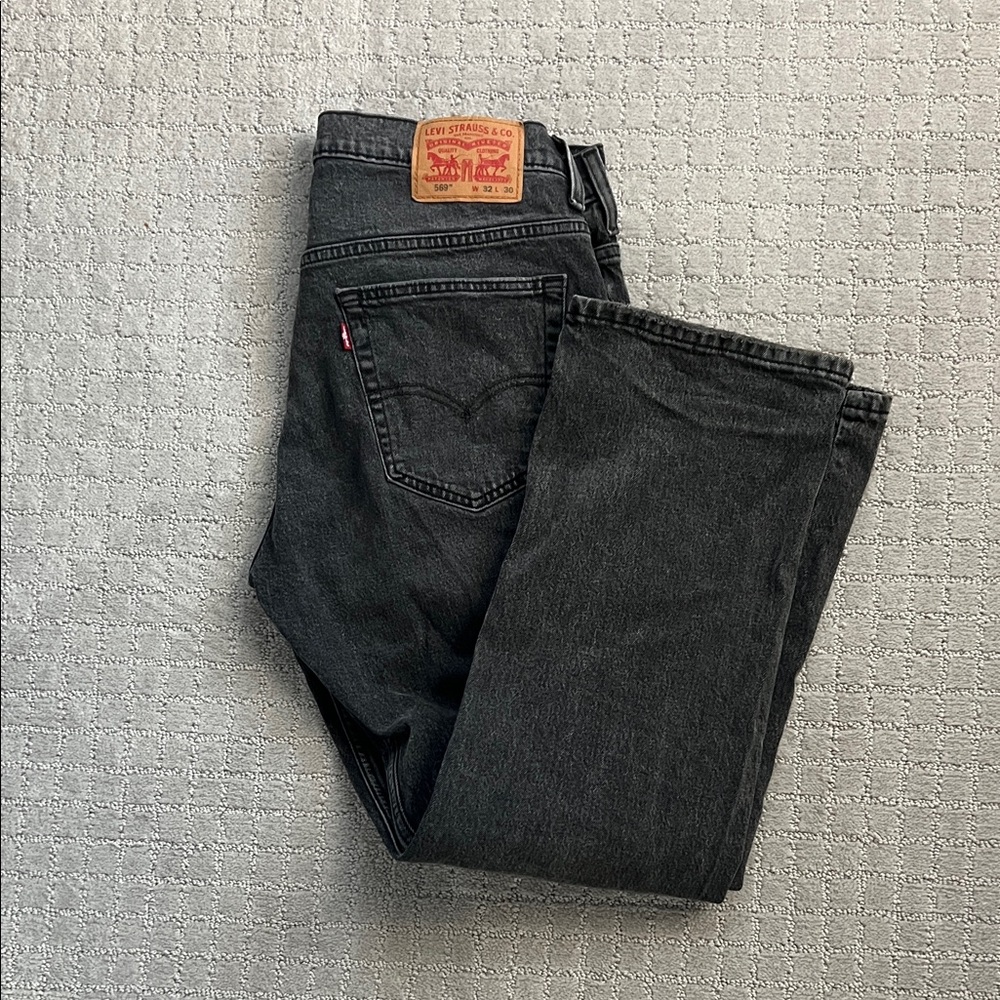 Levi's Men's Dark Gray Straight Jeans